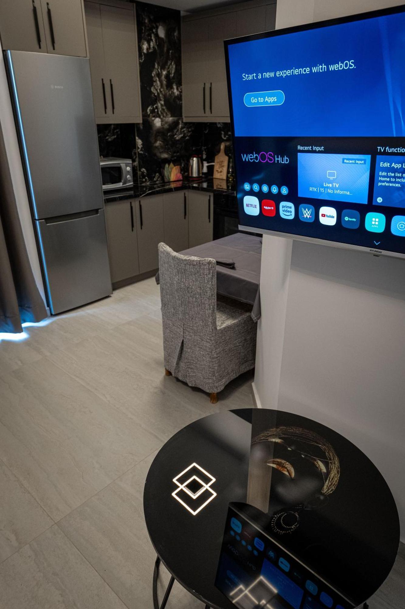 Euphoria Apartments Саранда Екстер'єр фото